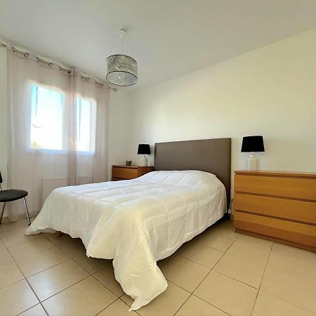 Logement Thermale Et De Tourisme Les Acacias 2 Jonzac Exteriér fotografie
