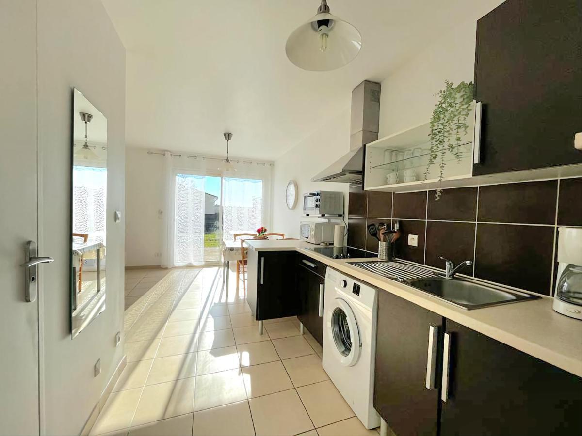 Logement Thermale Et De Tourisme Les Acacias 2 Jonzac Exteriér fotografie